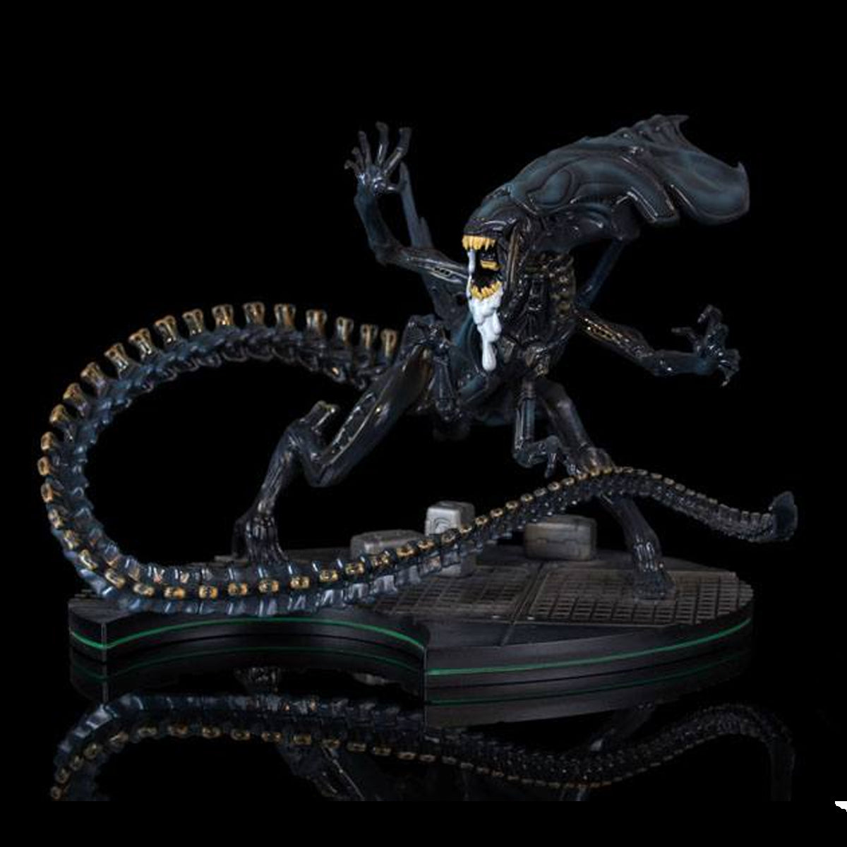 QMIX Q FIG MOVIES ALIEN ALIEN QUEEN